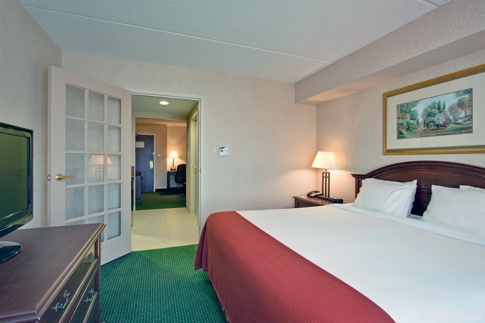 Holiday Inn Express Hotel & Suites Milton By Ihg מראה חיצוני תמונה